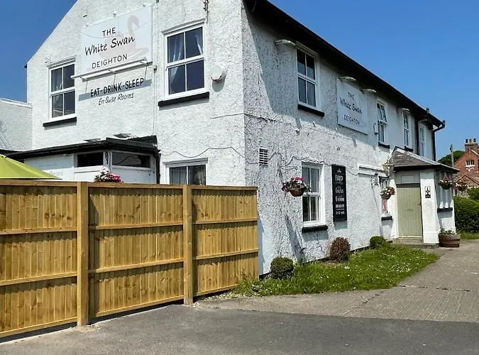 The White Swan Deighton *