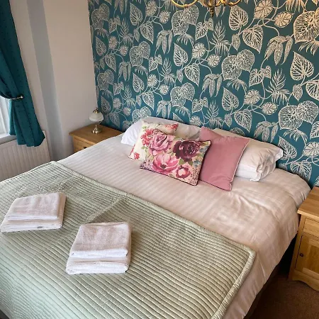 The White Swan Deighton *