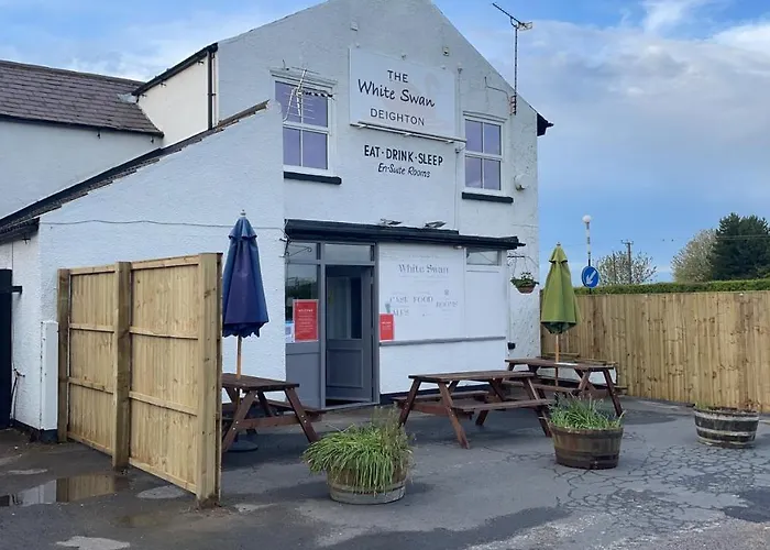 The White Swan Deighton *