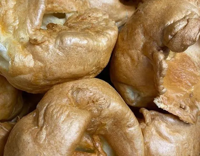 The White Swan Deighton *